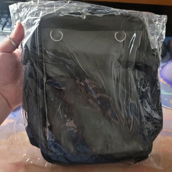 Vensivy Crossbody Shoulder Ita Bag for displaying pins - Picture 1 of 2